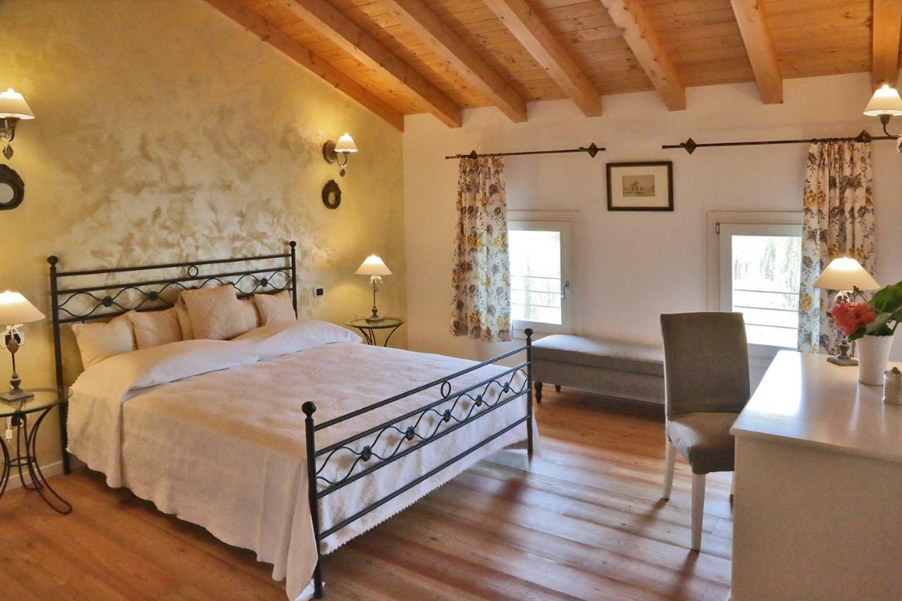 Bed and Breakfast La Fonte Фонтанафредда Экстерьер фото